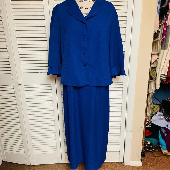 knee length dresses for ladies Plus Size Cottagecore Vintage 90's Blue Maxi Dress by Lady Dorby